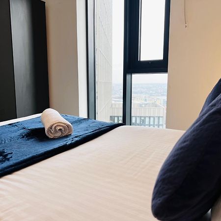 Premium Deals L Last-Minute Stay L 4 Min Walk To Birmingham Central Library L 18Th Floor 2 Bed 2 Bath City Centre Penthouse With Gym & Netflix By Jvt Short Lets Exterior photo